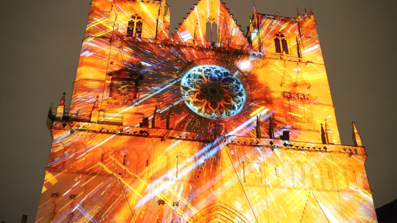 Retour sur les 5 meilleurs spots de la fête des Lumières à Lyon -  Artistikrezo